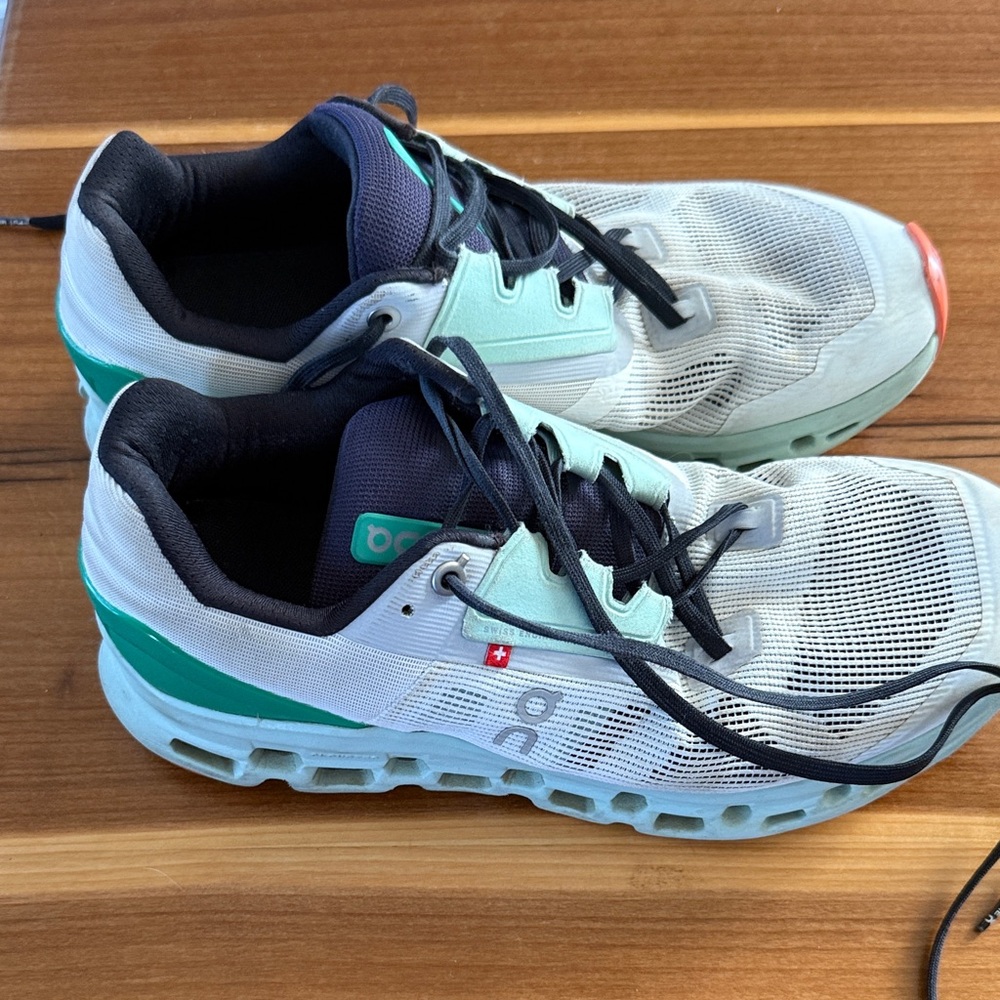 On Monster White Green Running Shoes-Max cushion.In good shape.So comfortable.
